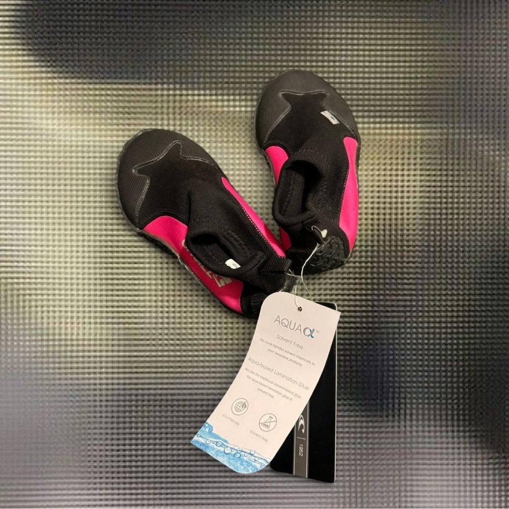 O'Neill AquaX Black and Gray Footwear